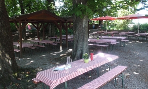 Biergarten Lug ins Land Augsburg