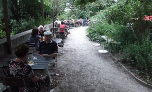 Biergarten Lug ins Land Augsburg